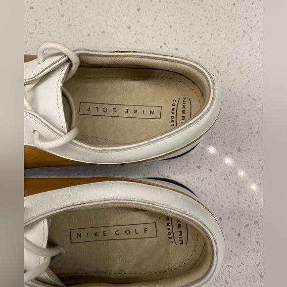 Nike Air Comfort Golf Shoes - Picture 7 of 7